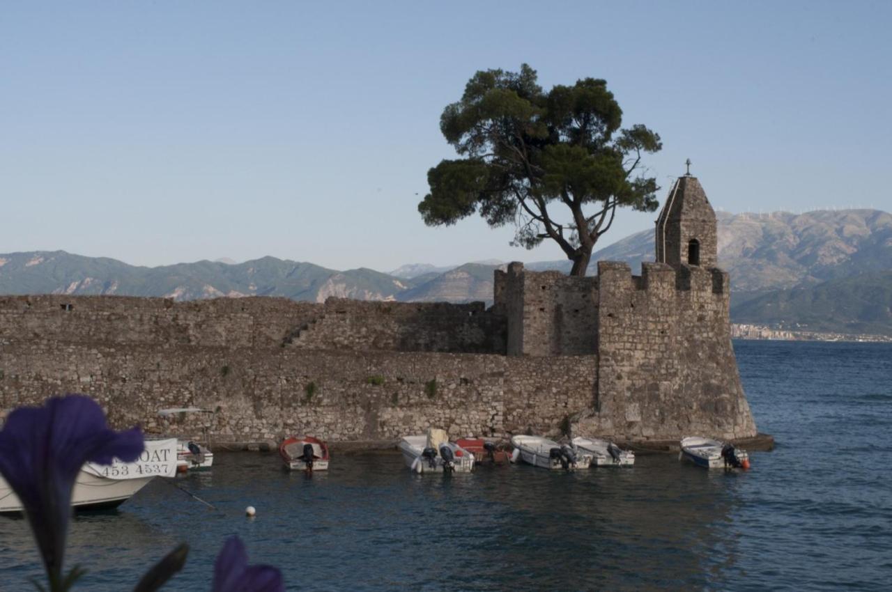Villa Anna Nafpaktos Exterior photo
